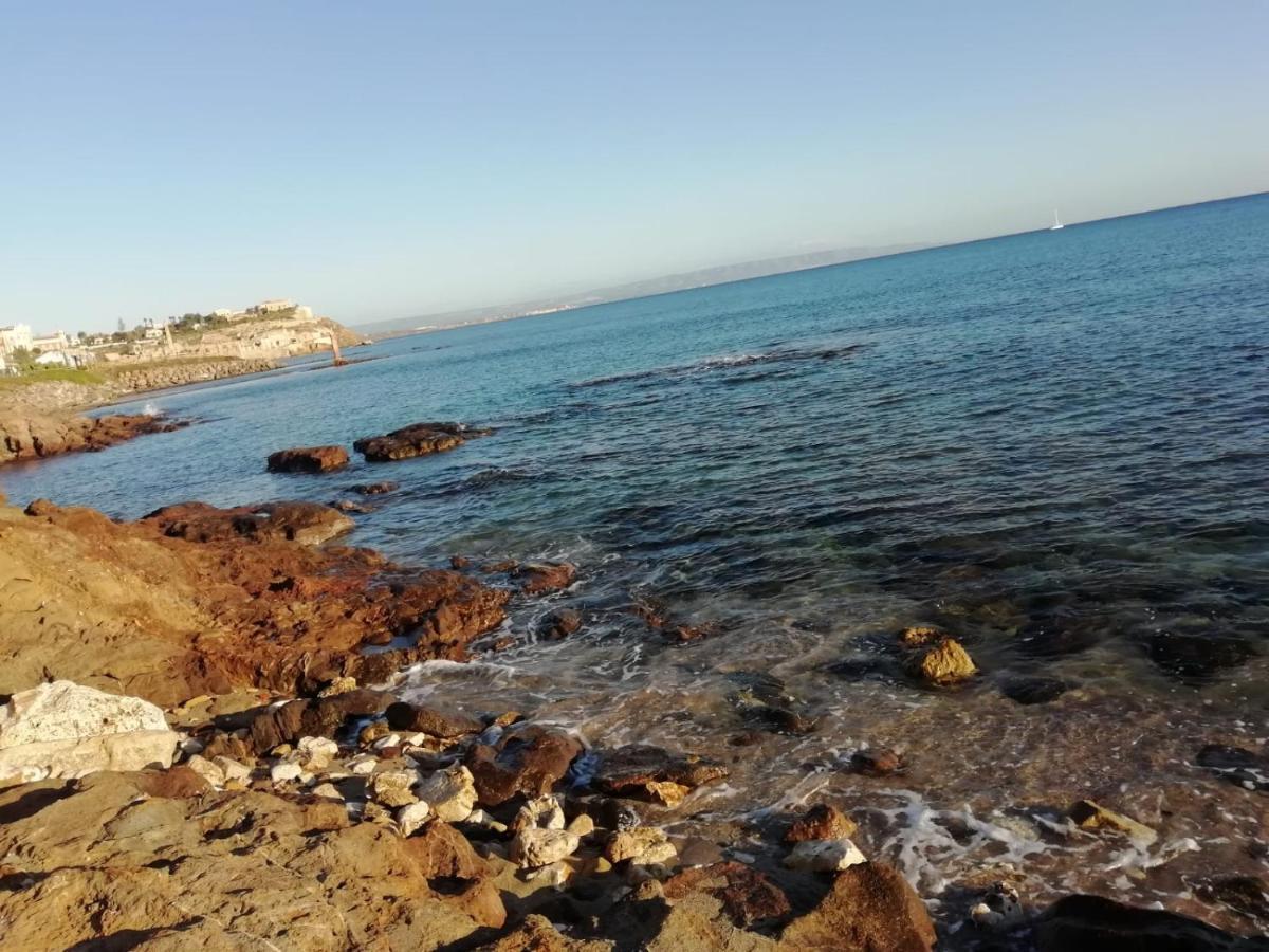 Portopalo Di Capo Passero La Trinacria Di Capo Passero المظهر الخارجي الصورة